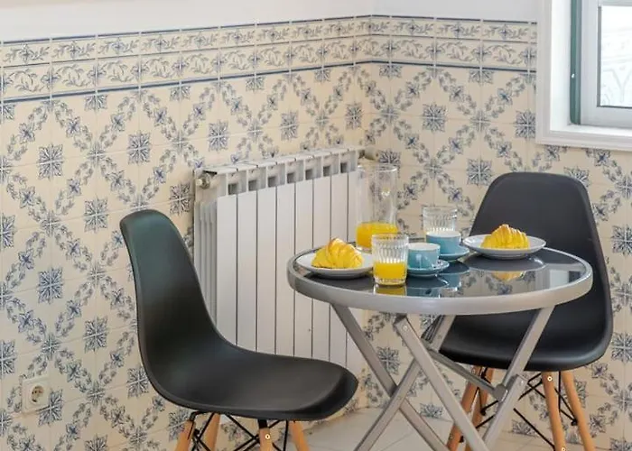 Portugal Active Bandeira Retreat