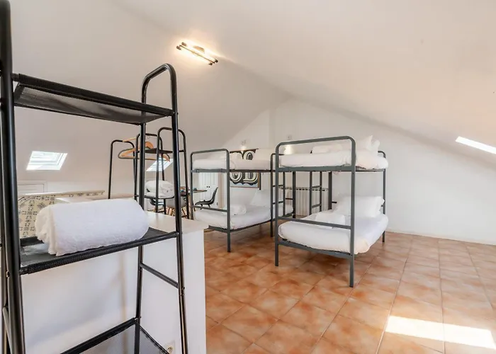 Portugal Active Bandeira Retreat 招待所 4*