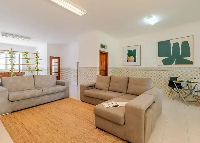 Portugal Active Bandeira Retreat