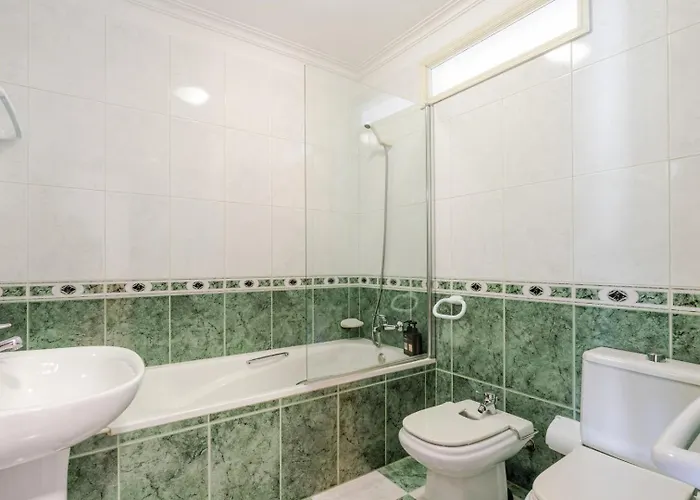 招待所 Portugal Active Bandeira Retreat 维亚纳堡